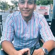 Soy Fisioterapeuta y tengo máster en terapia invasiva Pilates suelos en AEFEP. Realizo tratamientos a domicilio y clases personalizadas de pilartes y entrenamientos de la forma mas segura para prevenir lesiones y mejorar nuestra forma fisica